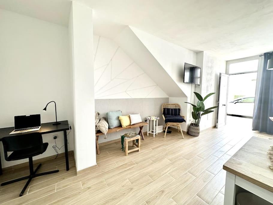 El Cocotero By The Sea, Desk,300Mb Fiber And Terrace Apartment El Cotillo  Bagian luar foto
