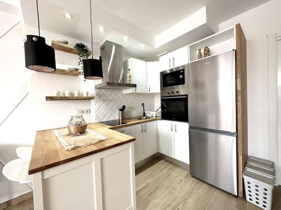 El Cocotero By The Sea, Desk,300Mb Fiber And Terrace Apartment El Cotillo  Bagian luar foto