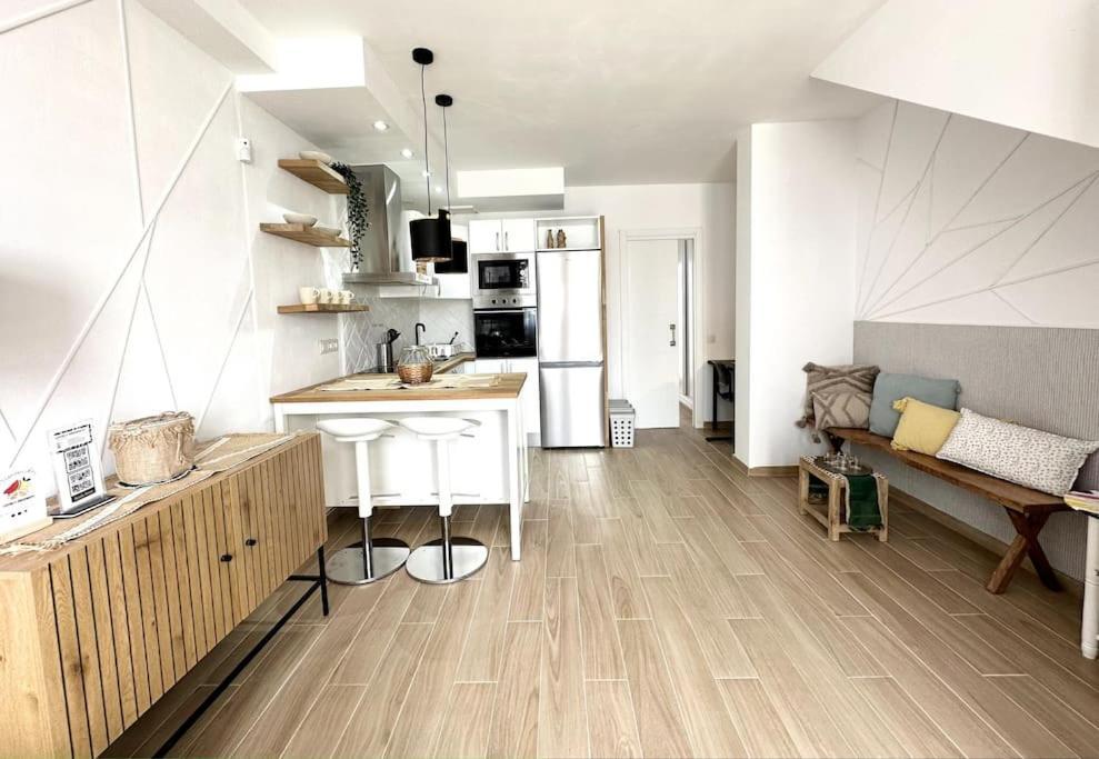 El Cocotero By The Sea, Desk,300Mb Fiber And Terrace Apartment El Cotillo  Bagian luar foto